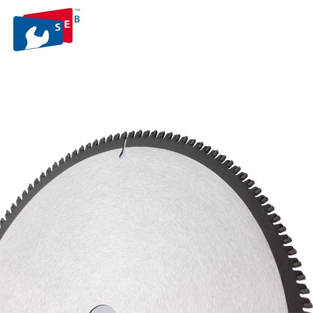 Fast Speed 96T TCT Saw Blade , Stable 300mm Saw Blade ODM / OEM Service